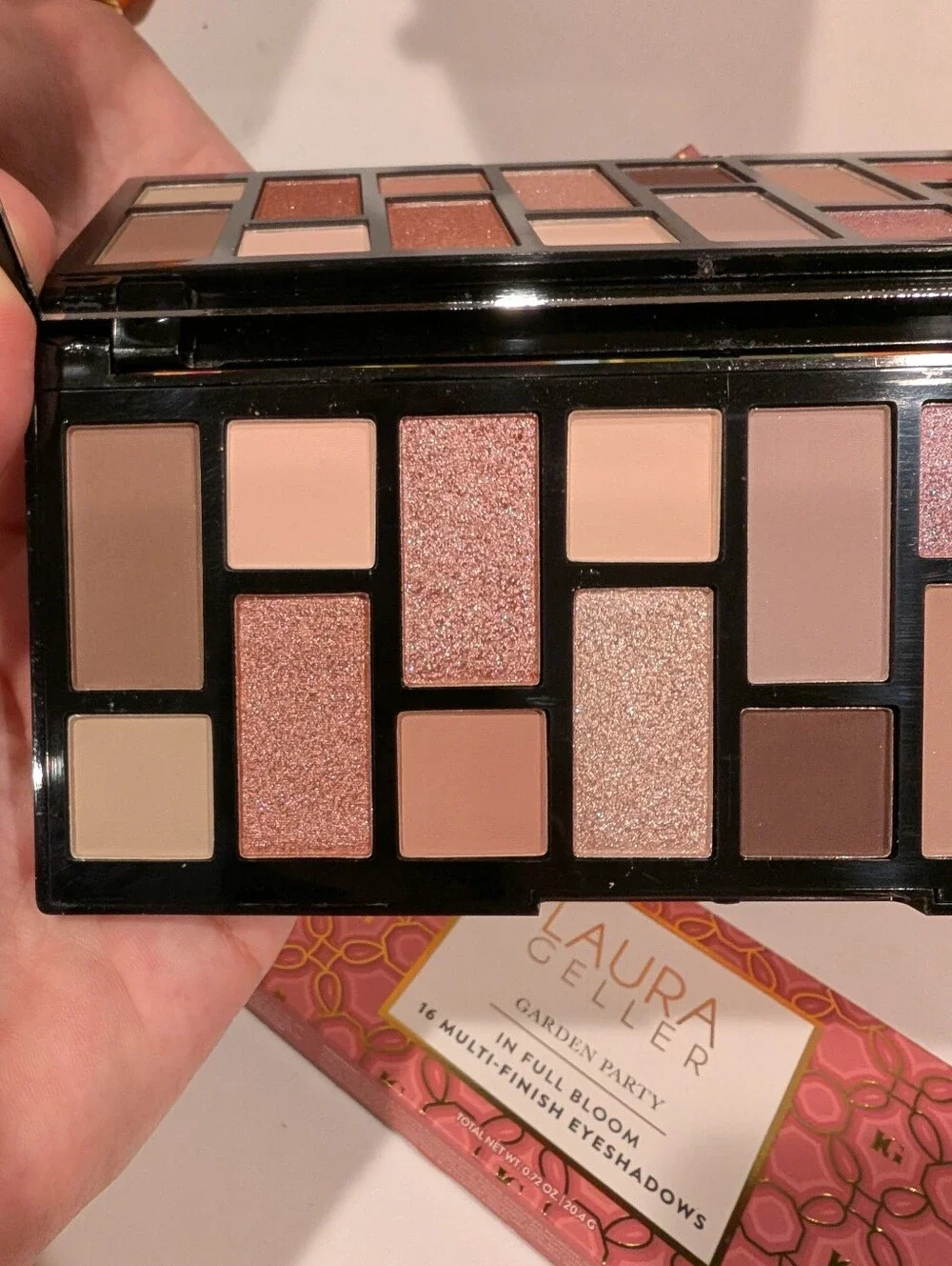 Laura Geller Garden Party In Full Bloom 16 Shade Eyeshadow Palette NEW $45 Value